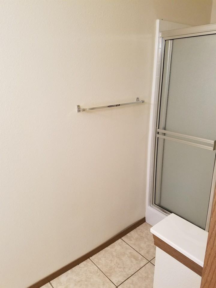 305 Tremont Circle - Photo 2 of 10