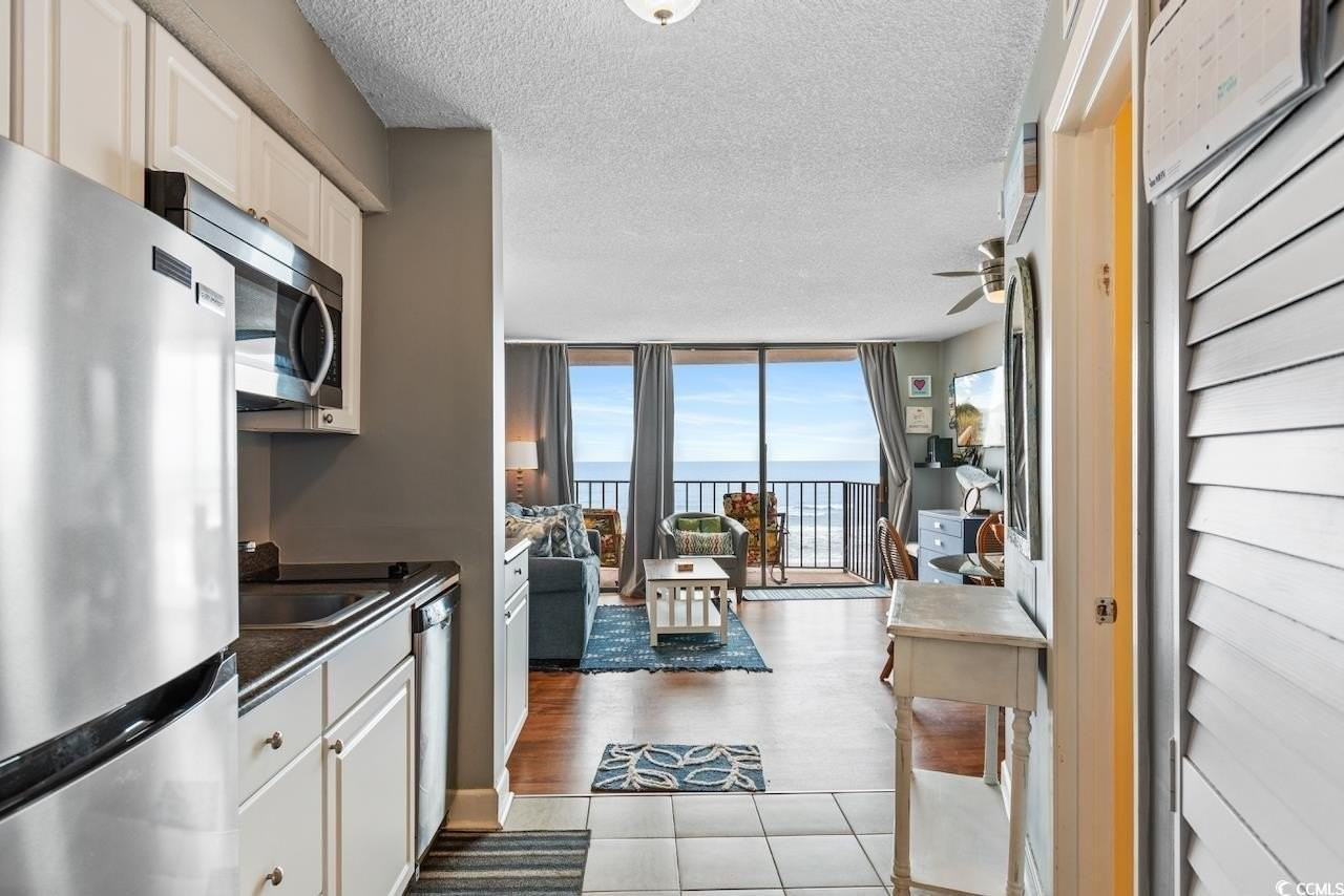 1501 S Ocean Blvd - Photo 2 of 22