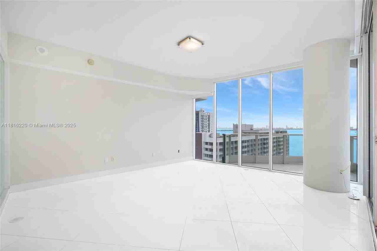 NE 20th Terrace & N Bayshore Dr - Photo 5 of 16