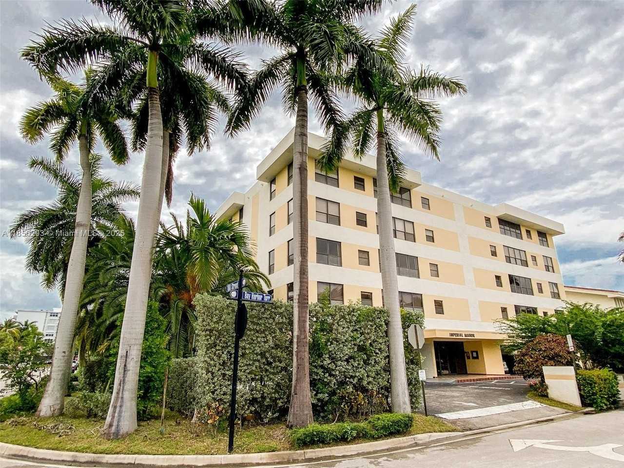 10000 Bay Harbor Ter #401A