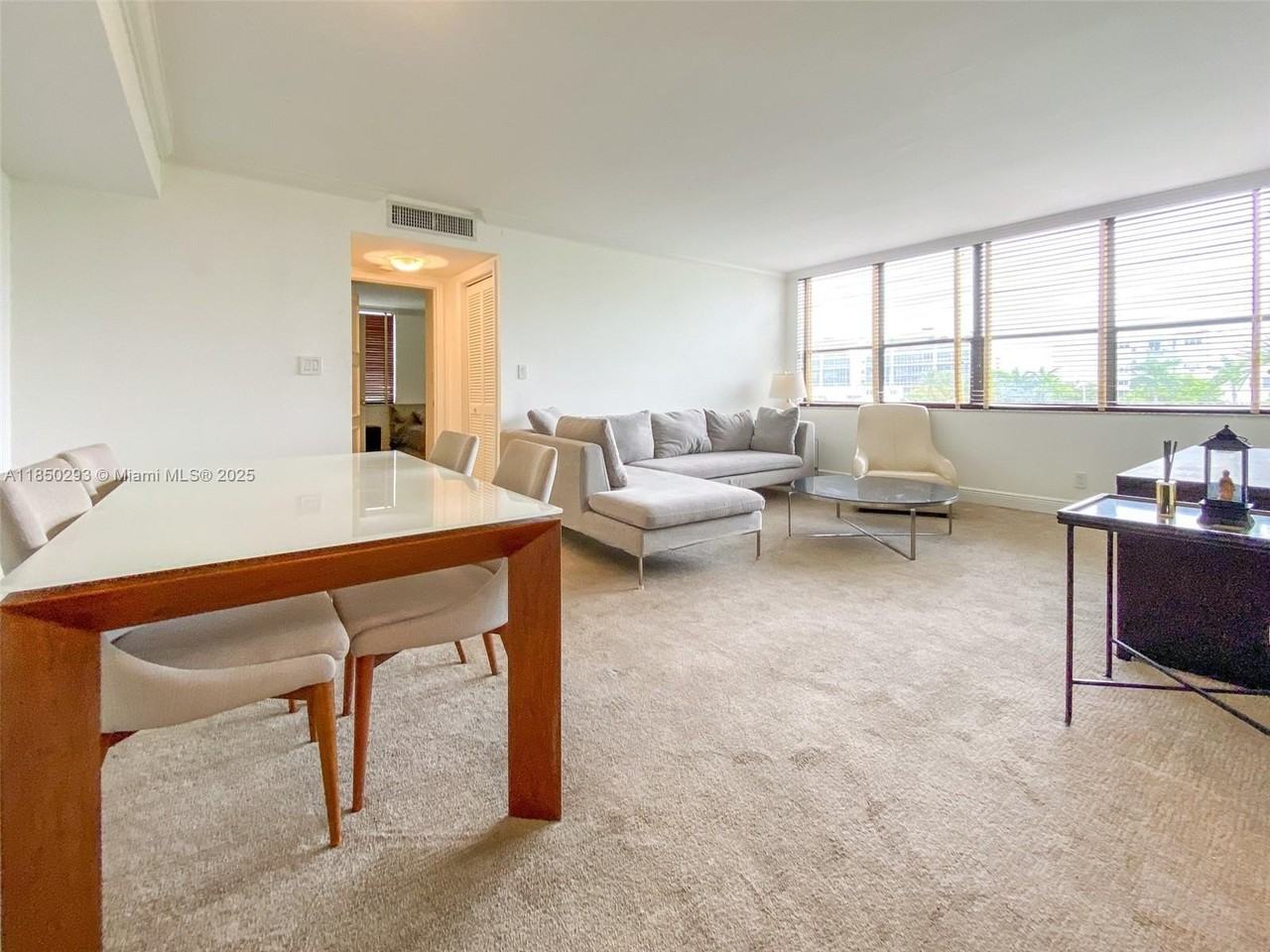 10000 Bay Harbor Ter #401A - Photo 6 of 13