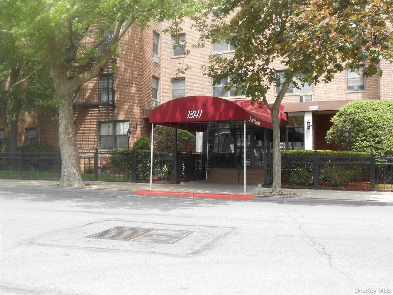 13111 Kew Gardens Rd #5M - Photo 2 of 49