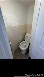 6125 Saunders St - Photo 7 of 18