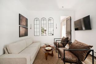 10 5th Ave - Photo 1 of 1