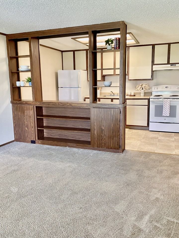 4805 Transit Road - Photo 2 of 9