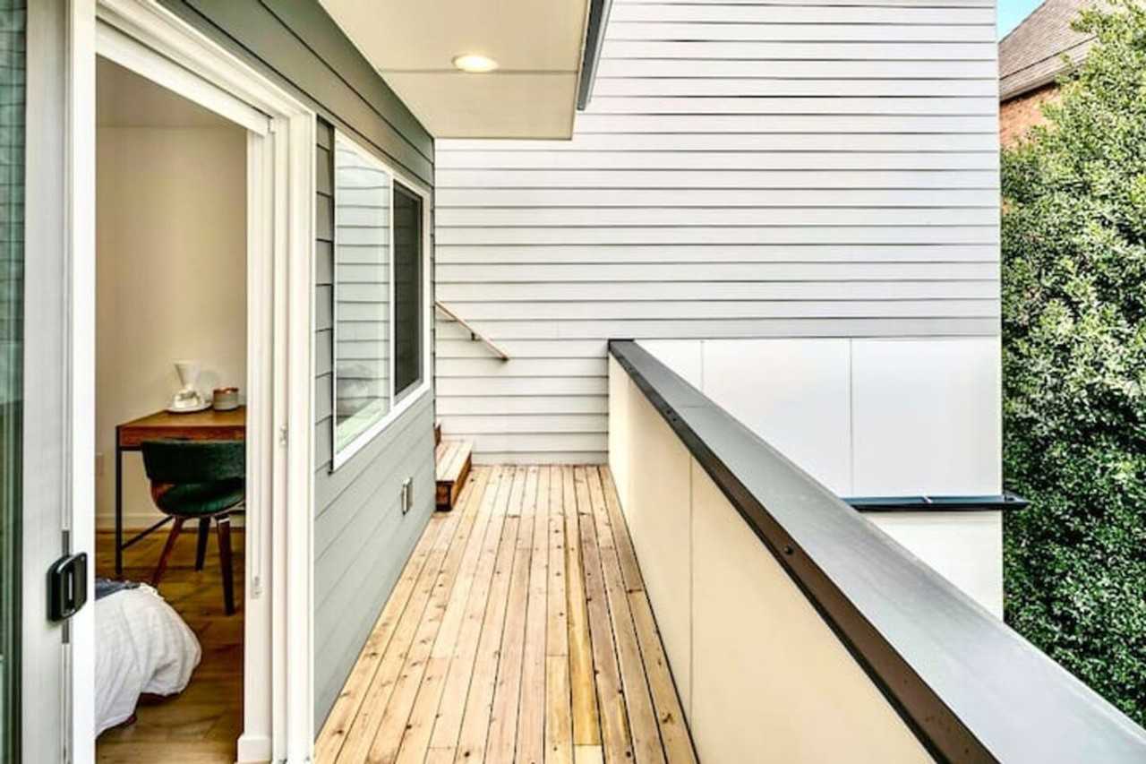 632 10th Ave E #1035859P - Photo 3 of 16