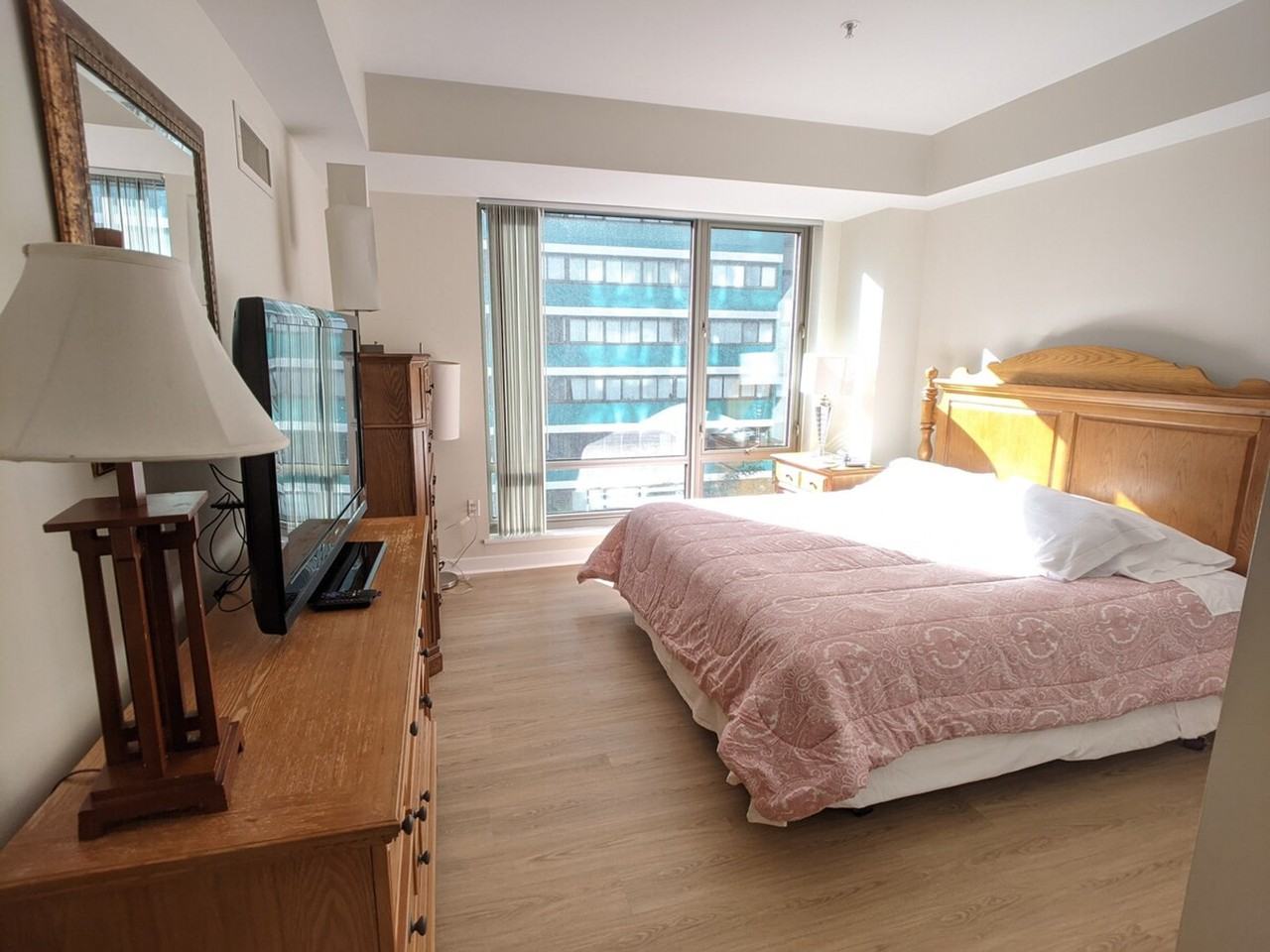 4 Emerson Pl #1059124P - Photo 7 of 25