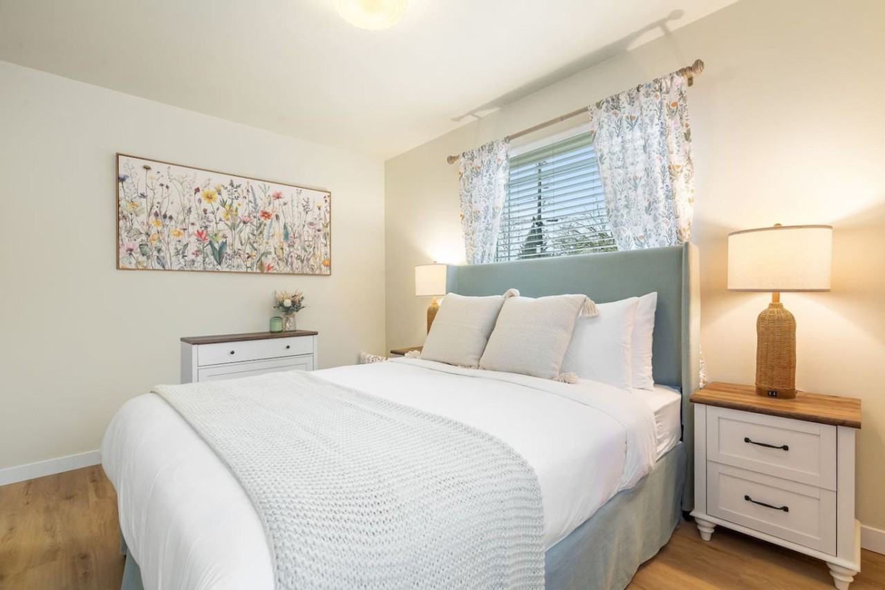 10403 Dekoven Dr Sw #1231232P - Photo 4 of 36