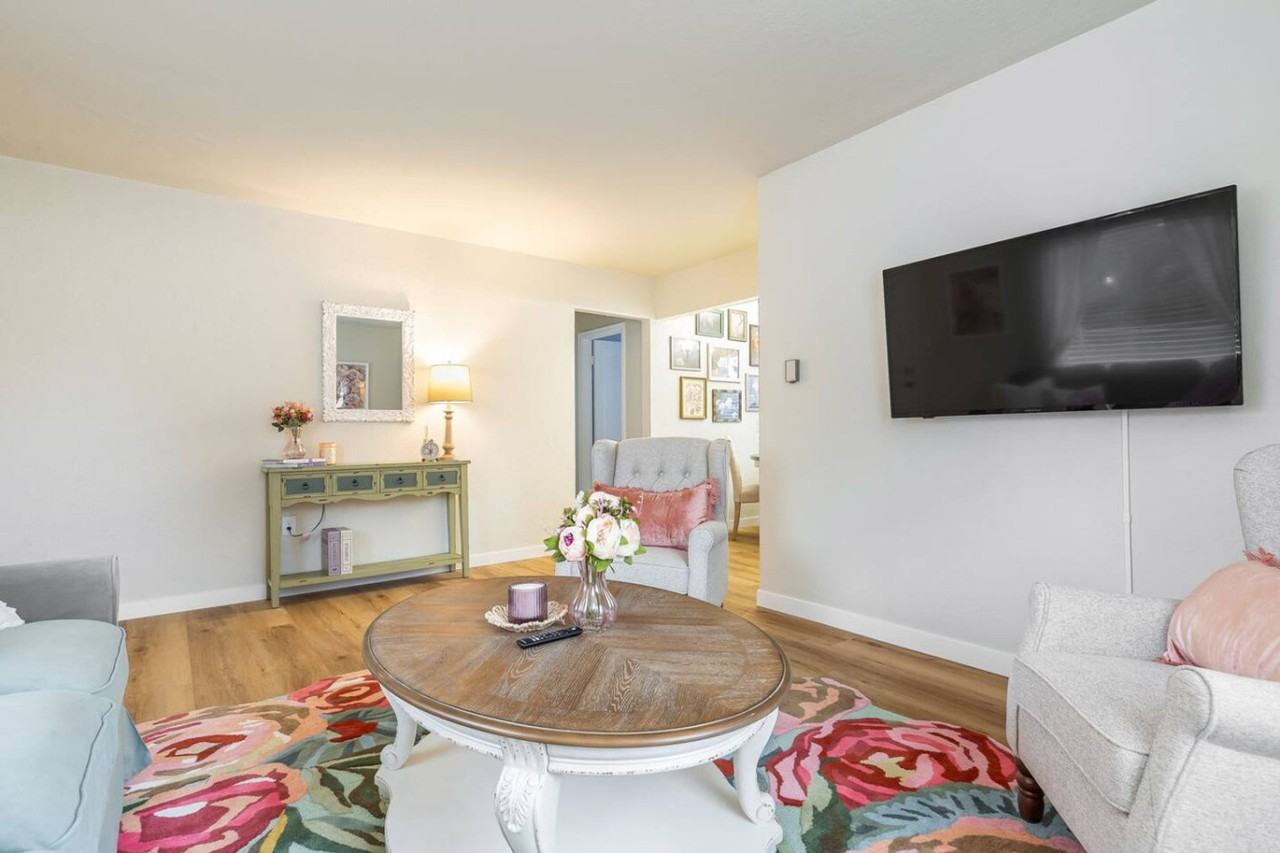 10403 Dekoven Dr Sw #1231232P - Photo 7 of 36