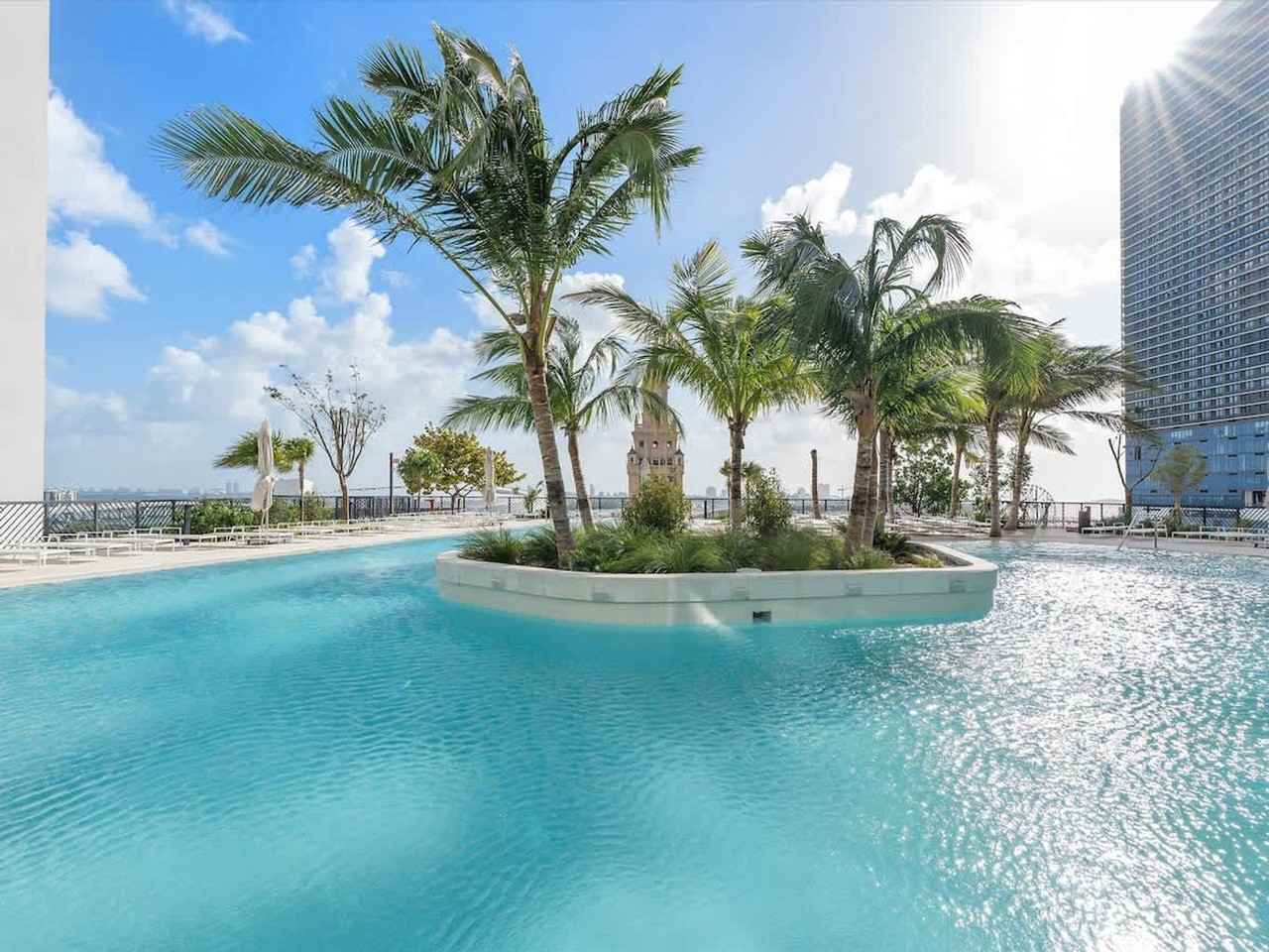 601 Ne 1st Ave #1240616P - Photo 7 of 50