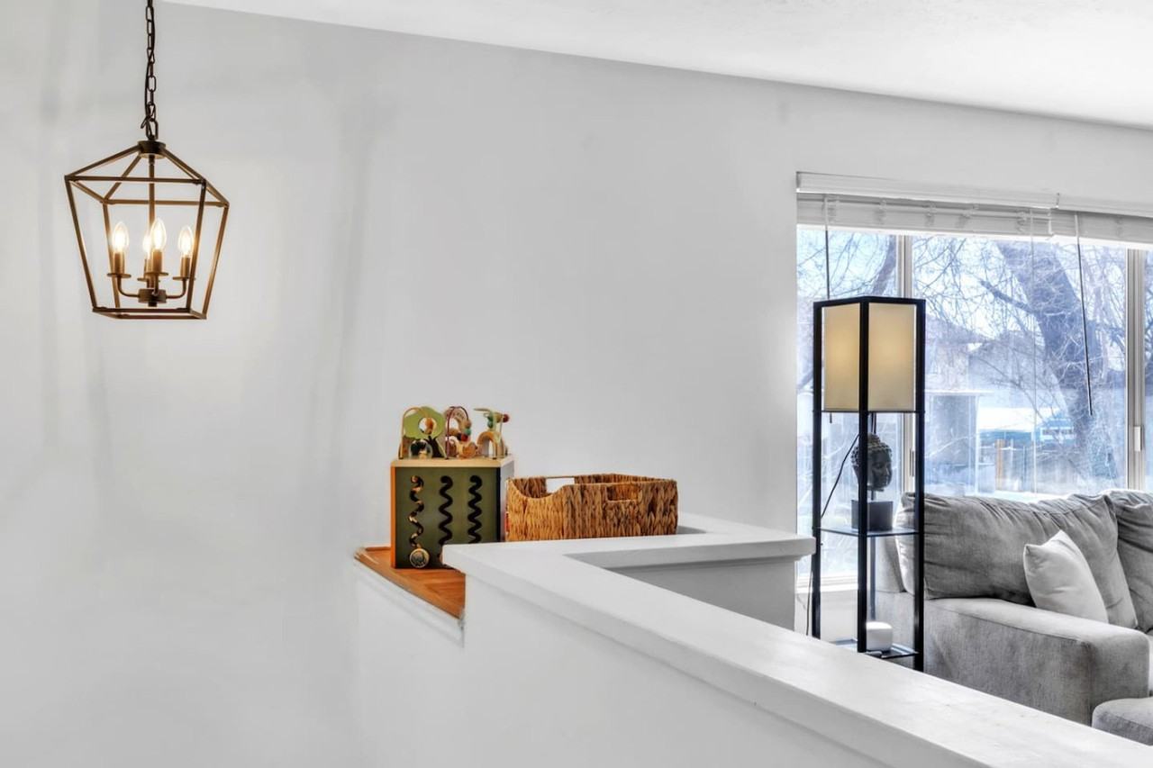 423 W 1640 S #1249907P - Photo 6 of 50