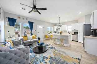 8138 Bassett St - Photo 1 of 1