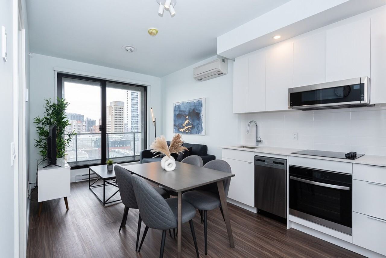 1383 Avenue Argyle - Photo 5 of 40