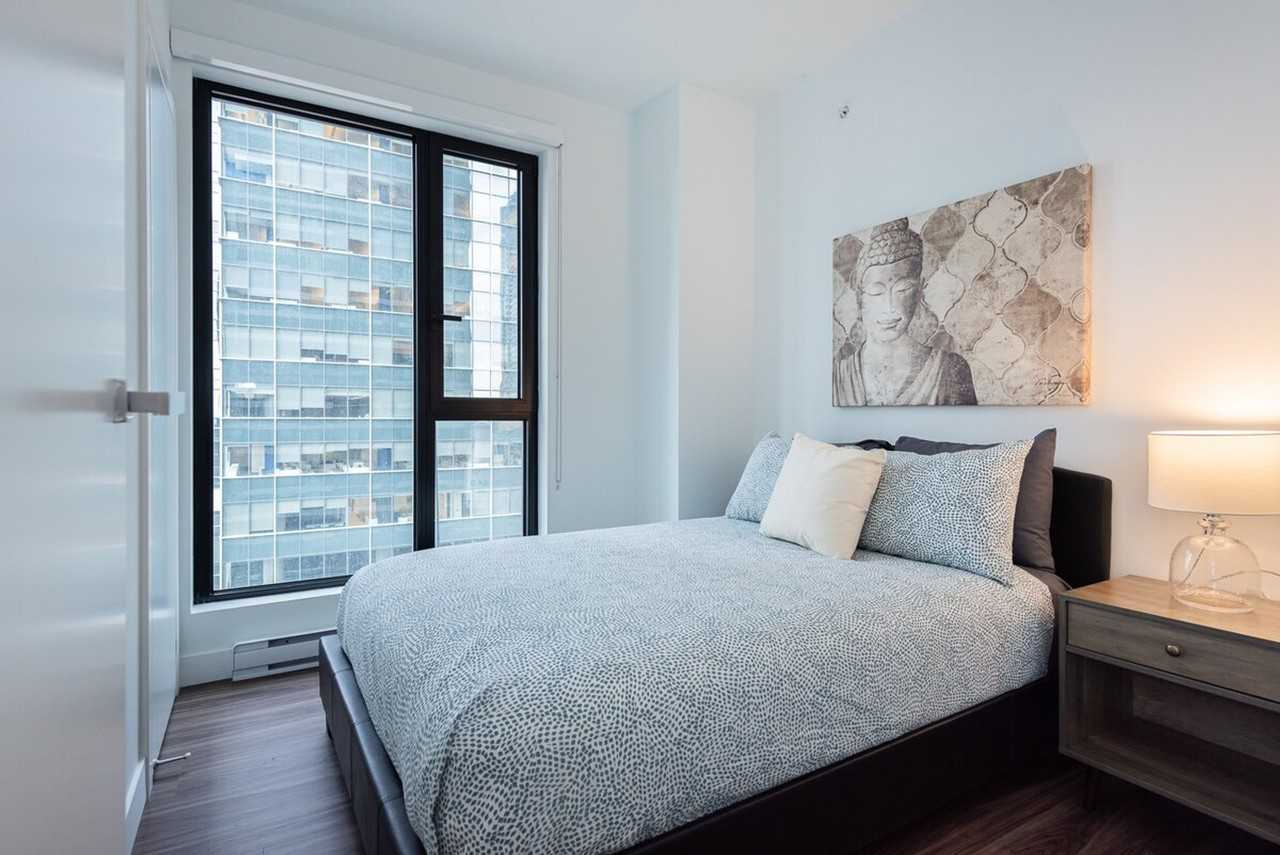 1350 Boulevard René-Lévesque Ouest - Photo 2 of 112