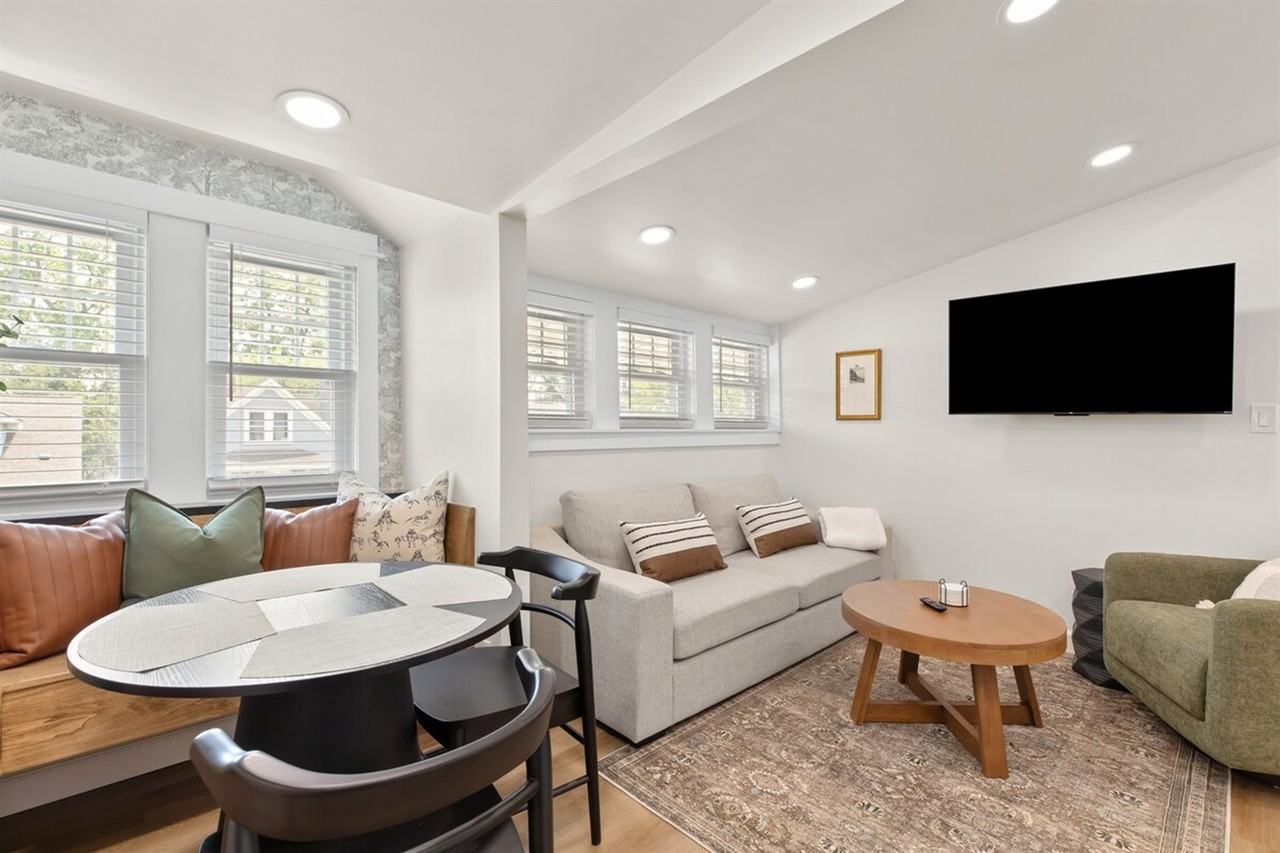 221 Ardmore Drive #1262764P - Photo 2 of 33