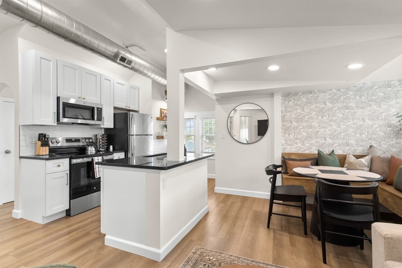 221 Ardmore Drive #1262764P - Photo 6 of 33