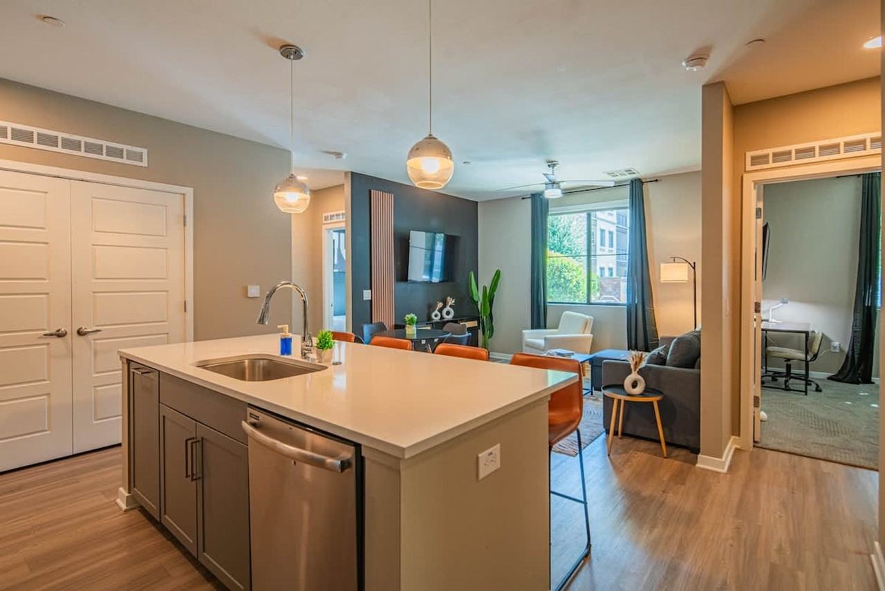 777 East Stella Lane - Photo 7 of 50