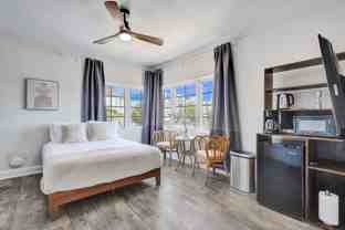 8118 Harding Ave - Photo 1 of 1