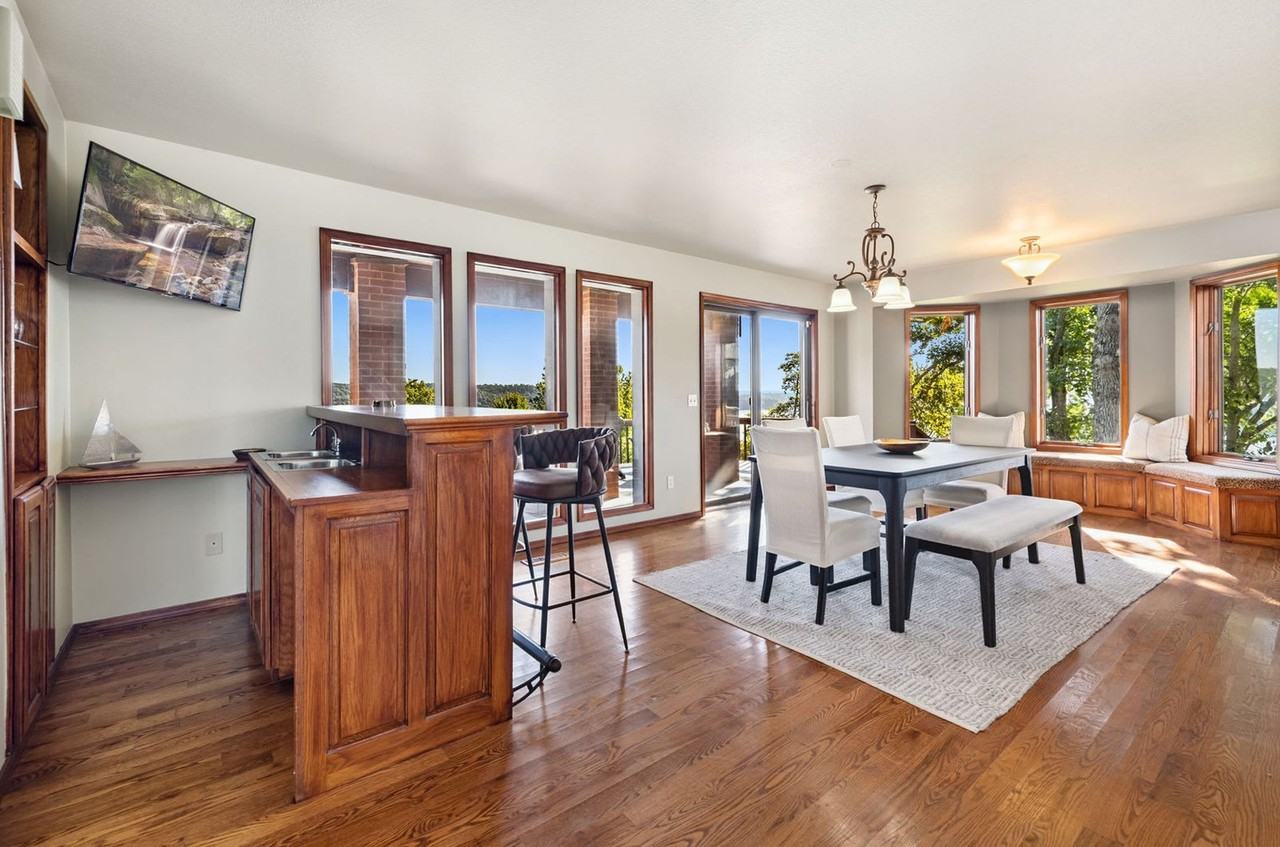 31 Ravenshoe Rd #1263906P - Photo 4 of 31