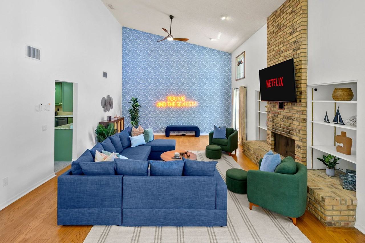 9800 E Bay St #1265157P - Photo 2 of 50