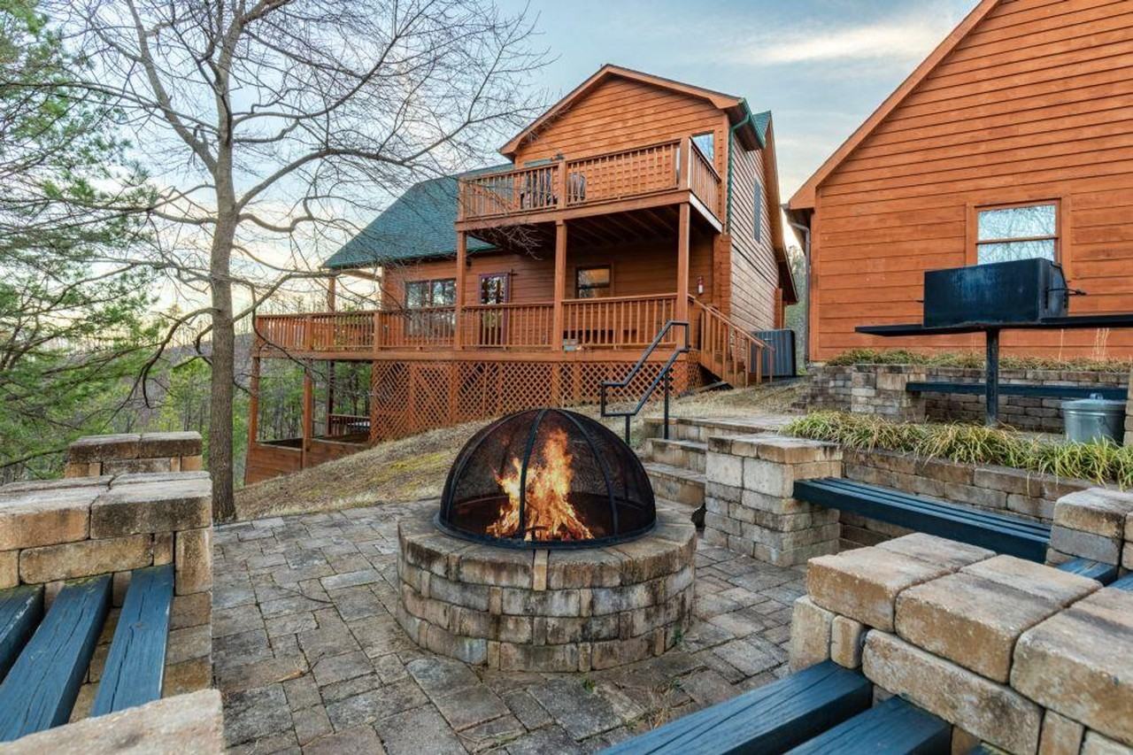 3044 Wears Overlook Ln #1266298P - Photo 4 of 23