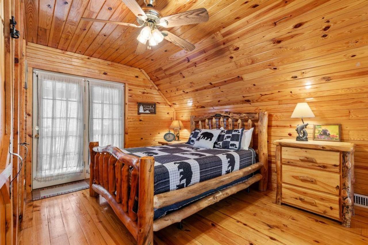 3905 Fern Brook Way #1266306P - Photo 6 of 21