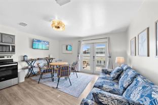 1118 W Beach Blvd - Photo 1 of 1