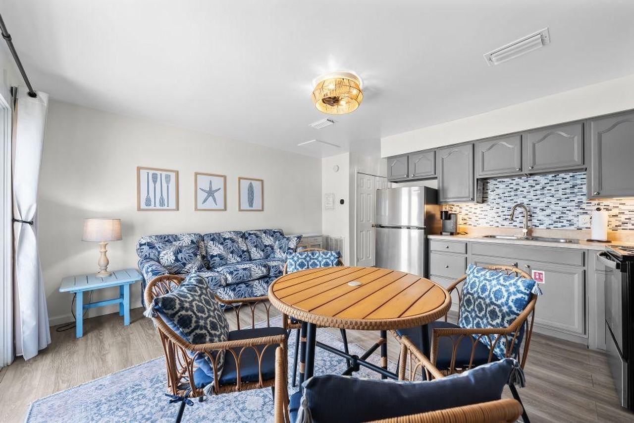 1118 W Beach Blvd #1266323P - Photo 3 of 26