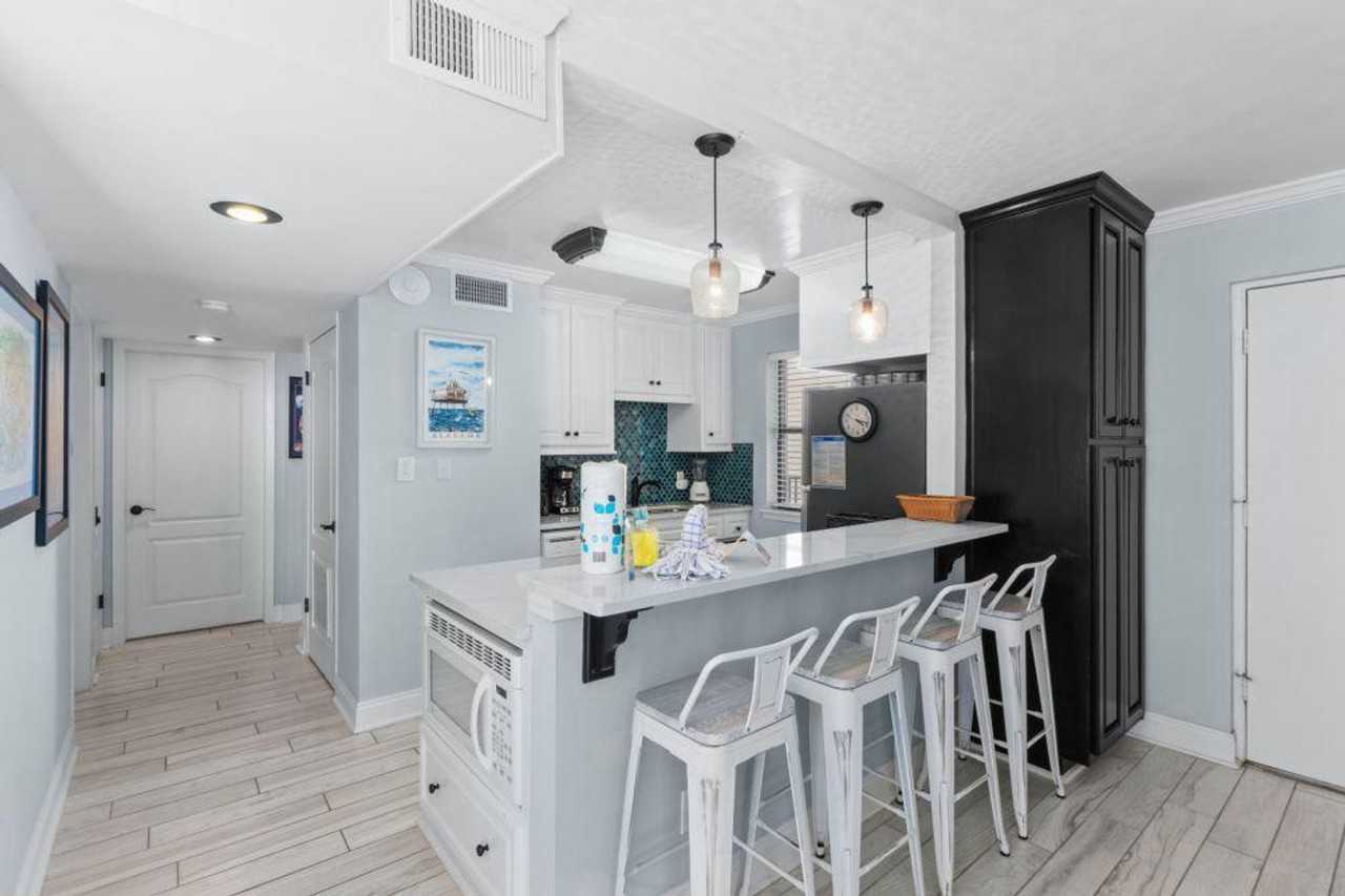 511 E Beach Blvd #1266394P - Photo 6 of 24