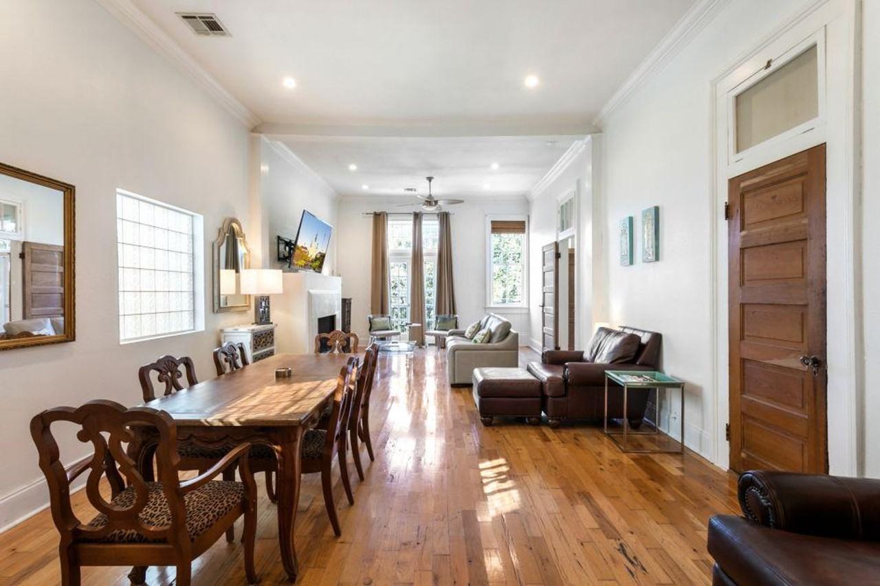 1204 Carondelet St #1266395P - Photo 3 of 24