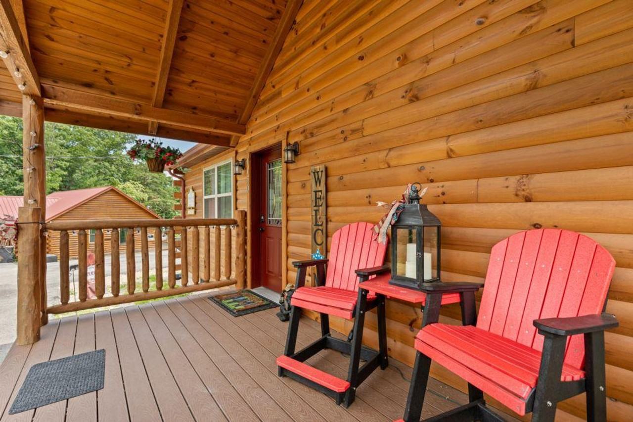 1150 Pinyon Cir #1266672P - Photo 3 of 17