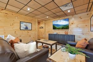 featured image of 3936 Valley View Dr