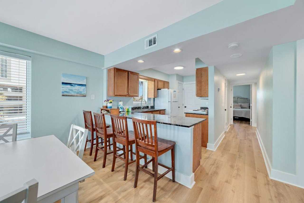 409 E Beach Blvd #1267872P - Photo 7 of 22