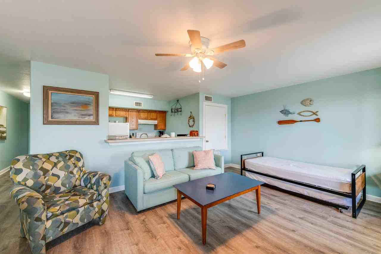 15010 Leeward Drive #1268401P - Photo 2 of 31