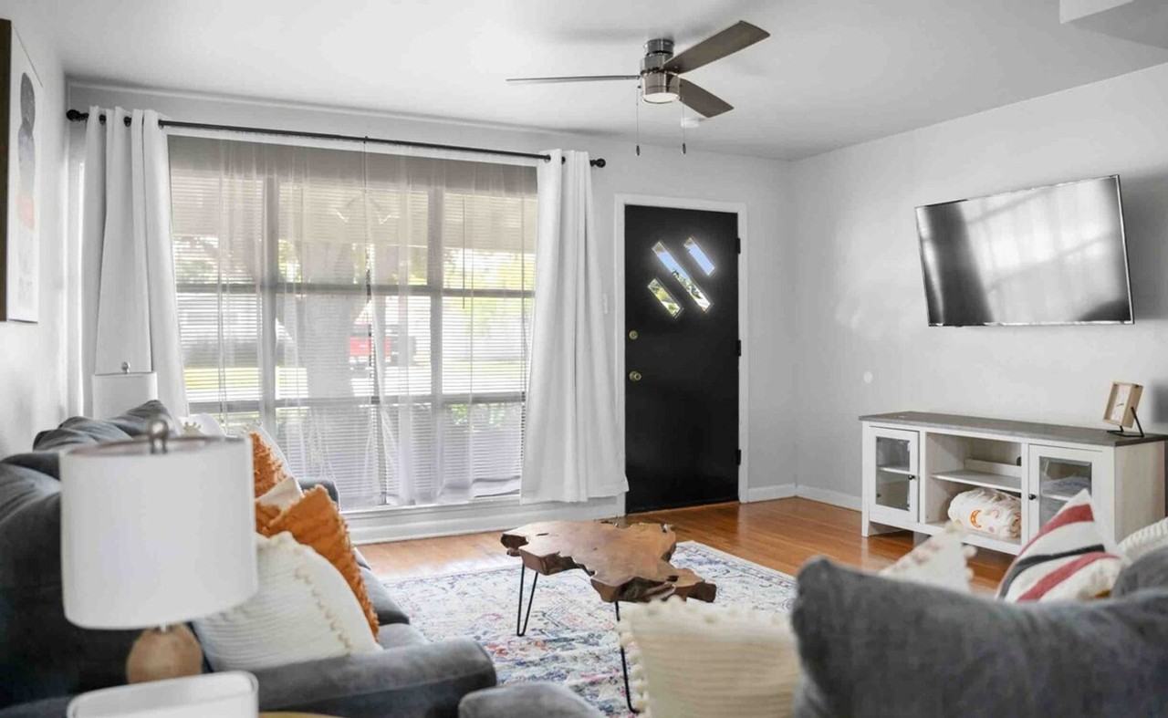 318 Aberdeen Ave #1268410P - Photo 5 of 41