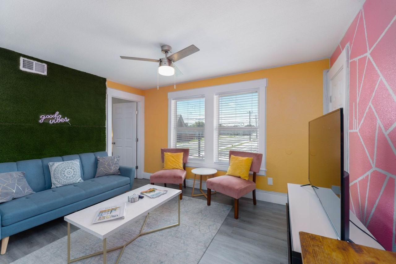 1124 Morgan Ave #1268437P - Photo 7 of 18