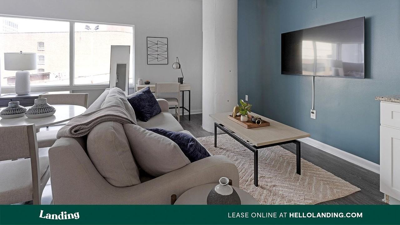 222 E Saratoga St - Photo 2 of 50