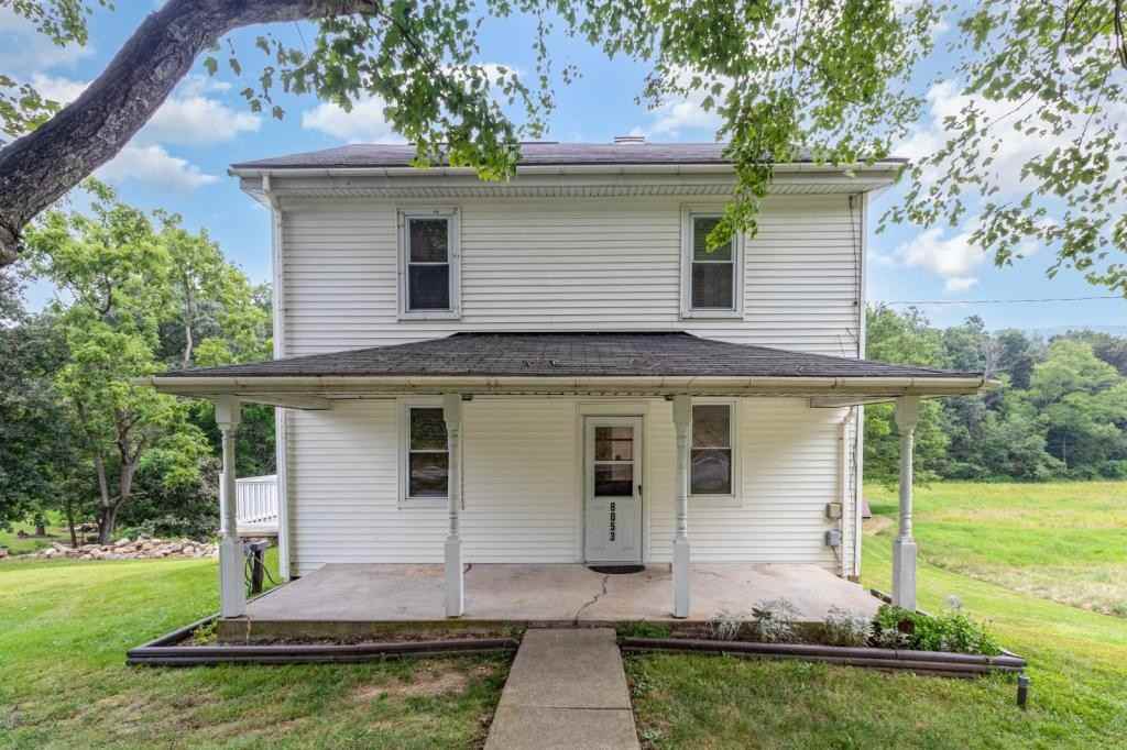 8053 Spring Rd - Photo 2 of 15