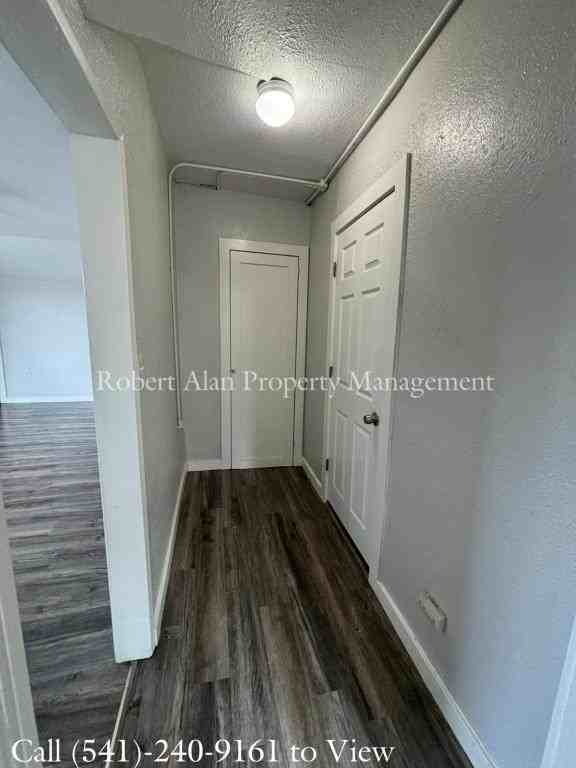 416 Sw Hailey Ave - Photo 4 of 4