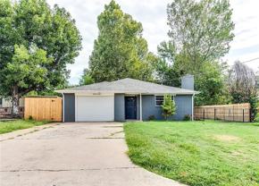 1206 N Markwell Ave - Photo 1 of 1
