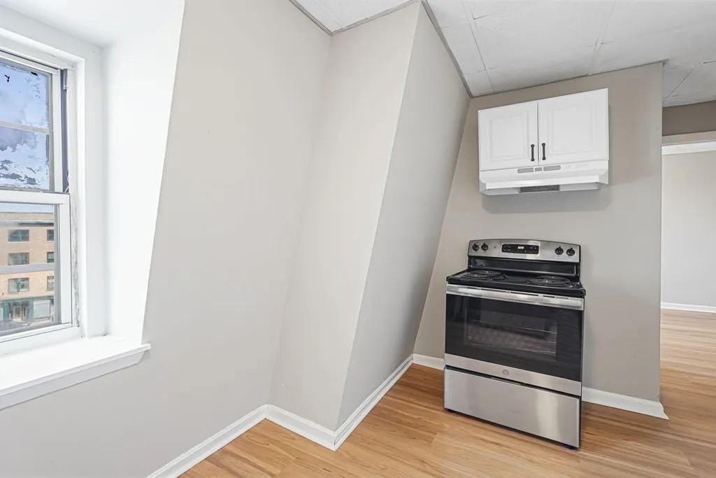 100 Appleton Street #2 - Photo 3 of 10