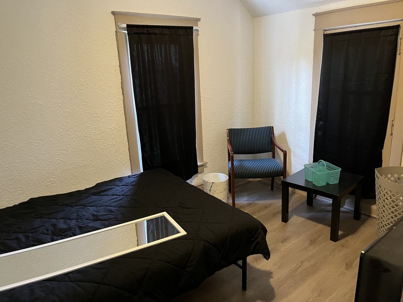 2720 W Chambers St - Photo 5 of 6