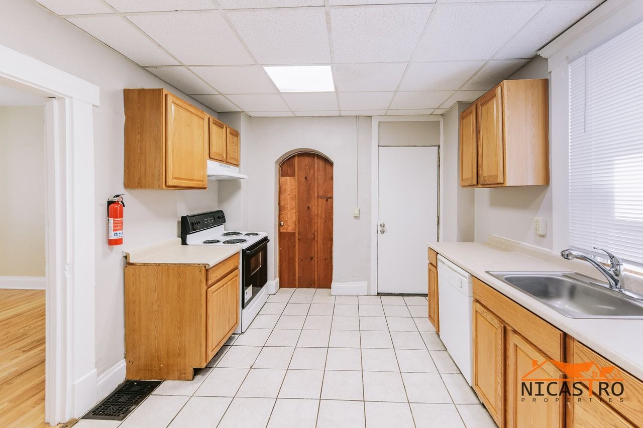 363 E 12th Ave - Photo 2 of 50