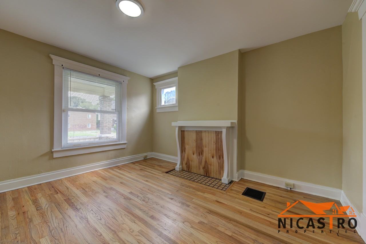 363 E 12th Ave - Photo 7 of 50