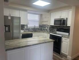 729 Lori Dr - Photo 1 of 1