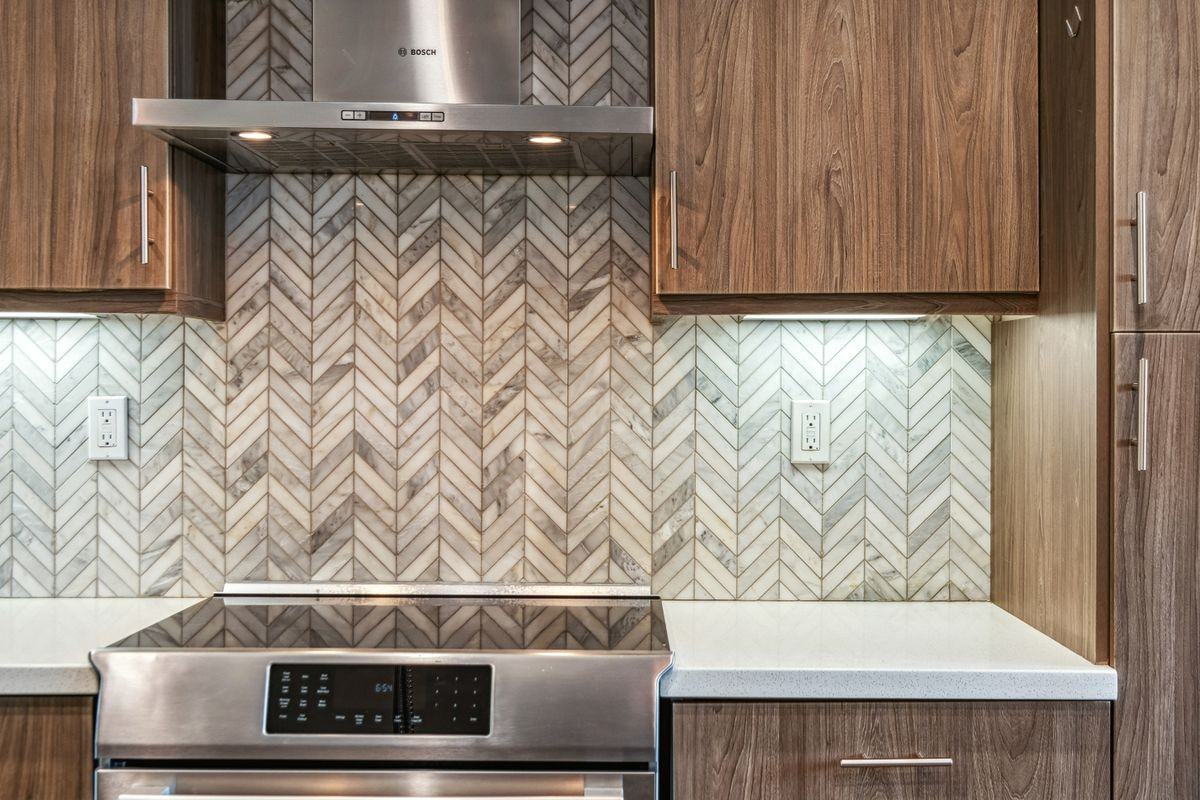 1805 16th St - Photo 4 of 14