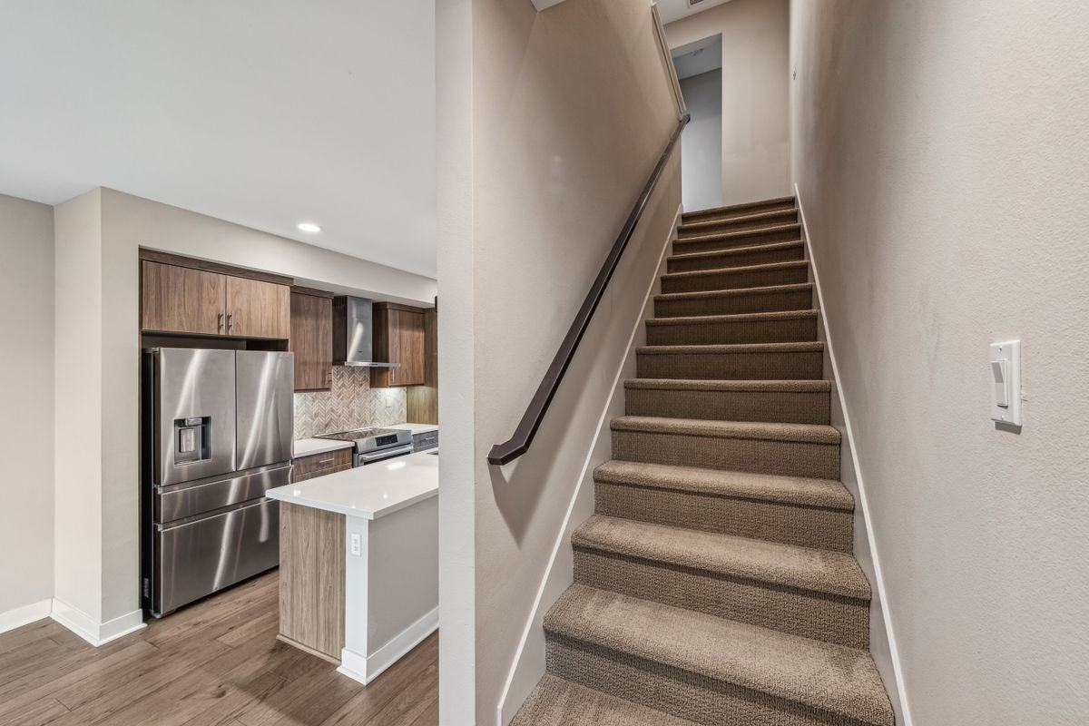 1805 16th St - Photo 6 of 14