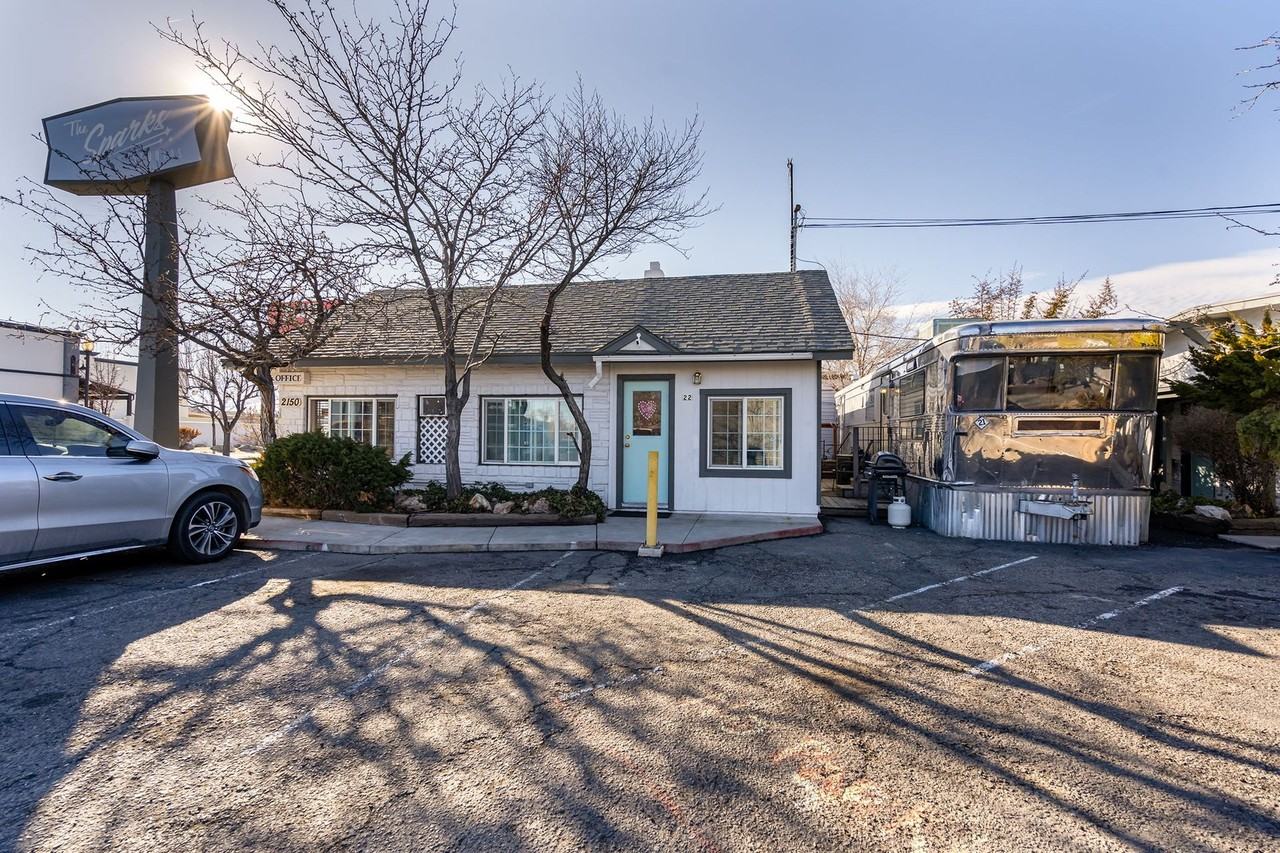 2150 Victorian Ave - Photo 3 of 17