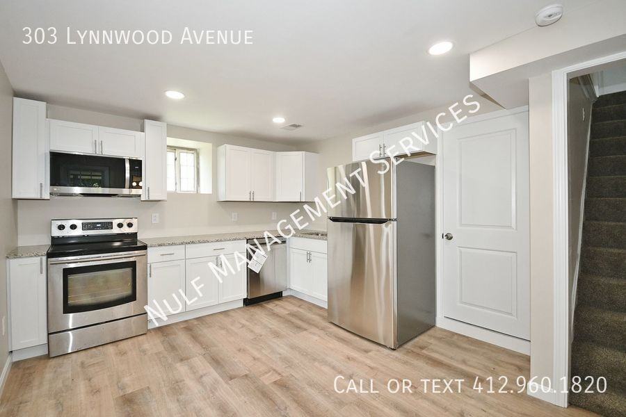 303 Lynnwood Ave - Photo 2 of 11