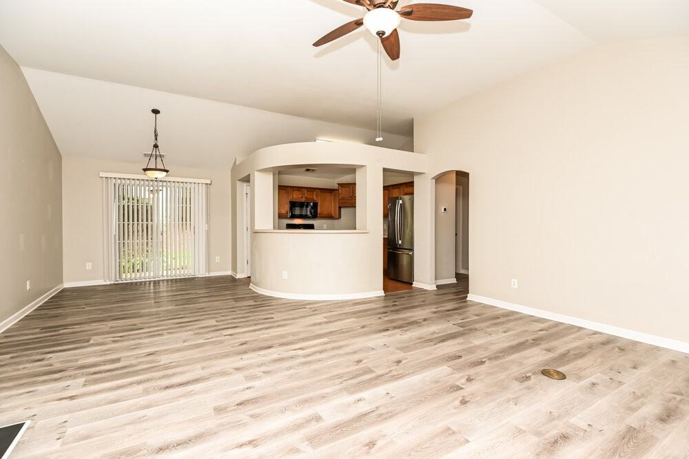 416 Arrowhead Trl - Photo 7 of 16